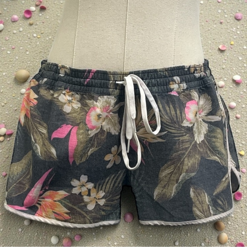 Billabong Tropical Floral Women's Athletic Shorts